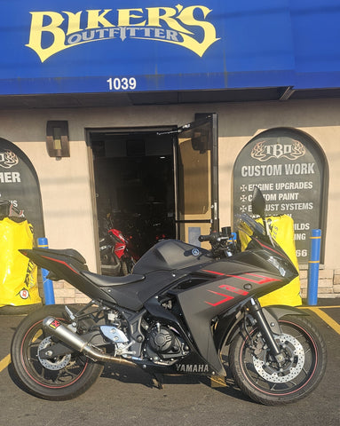 2017 YAMAHA YZFR3